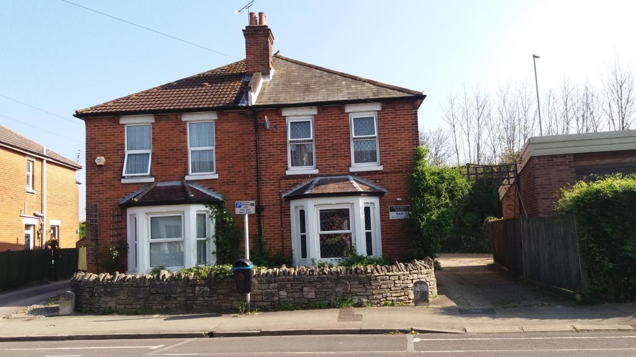 مبيت وإفطار إيستلي Crestwell House المظهر الخارجي الصورة